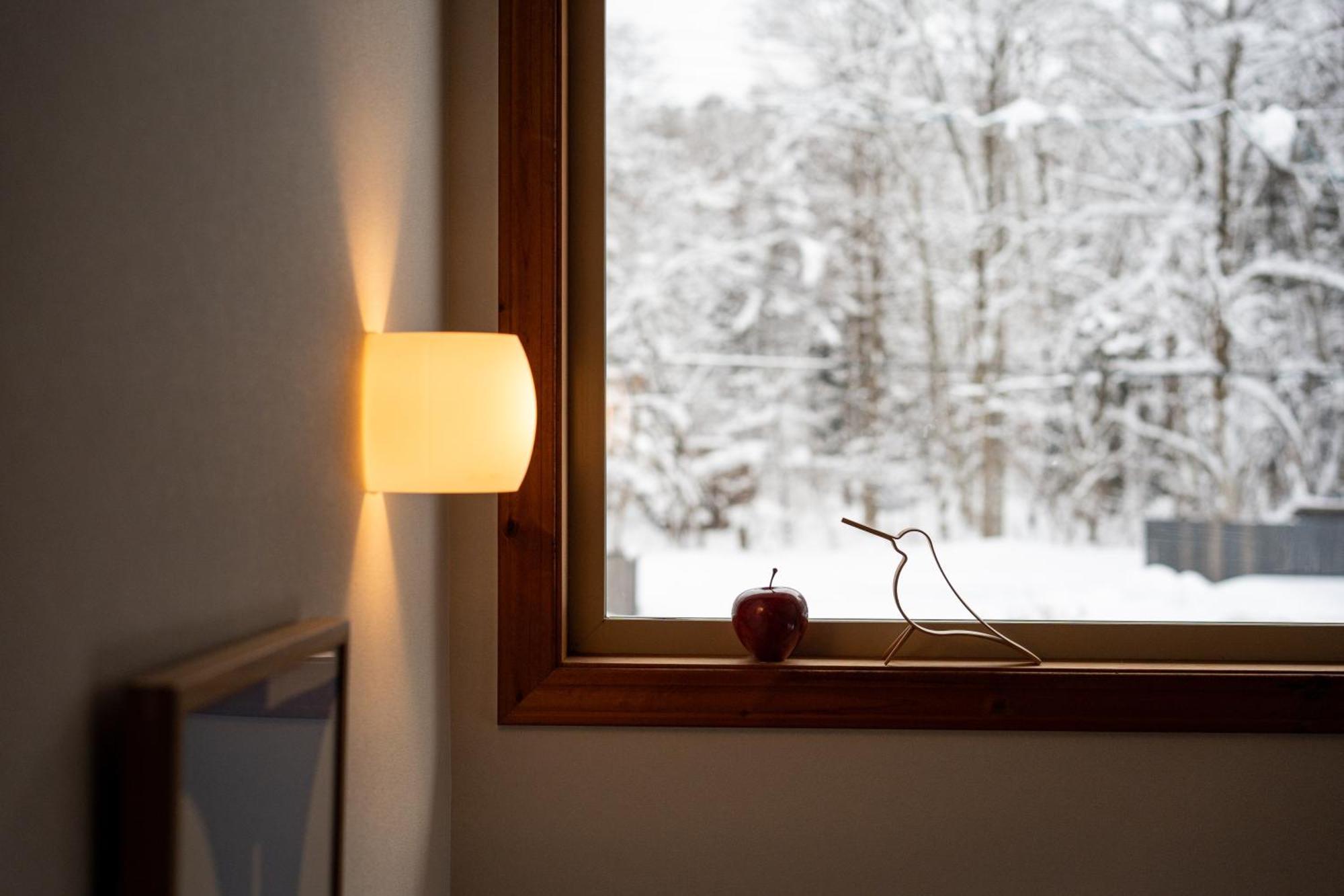 Отель Lamp Nojiriko Shinano  Экстерьер фото